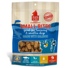 Treat your dog to the healthy and delicious Plato Small Bites Salmon Meaty Morsel Dog Treats. These all-natural, bite-sized treats are perfect for small and overweight dogs. Made with salmon as the single source protein, these treats are rich in U.S.-grown fruits and vegetables, providing essential nutrients. Formulated to support skin and coat health and gentle on sensitive stomachs, they are free of grains, gluten, artificial colors, preservatives, by-products, corn, wheat, soy, or fillers. Sourced and made in the U.S.A., these treats are ideal for pet owners in Portage la Prairie, Winnipeg, Brandon, Selkirk, Steinbach, and across Manitoba looking for high-quality treats for their furry friends.